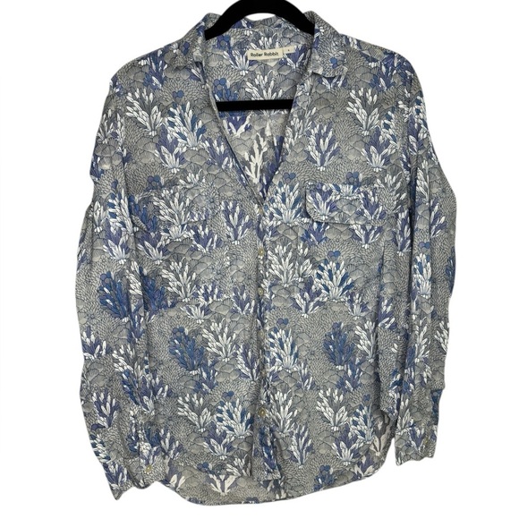 Roller Rabbit Guy Button Down Cotton Printed Shirt Size Small - Picture 1 of 12